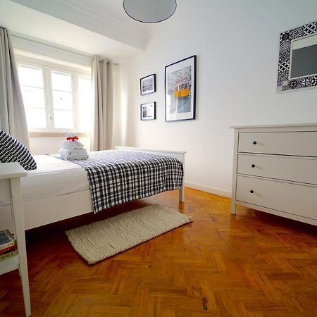 Avenidas Cozy Apartment Lisbon Bagian luar foto