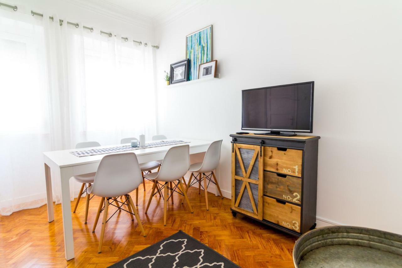 Avenidas Cozy Apartment Lisbon Bagian luar foto