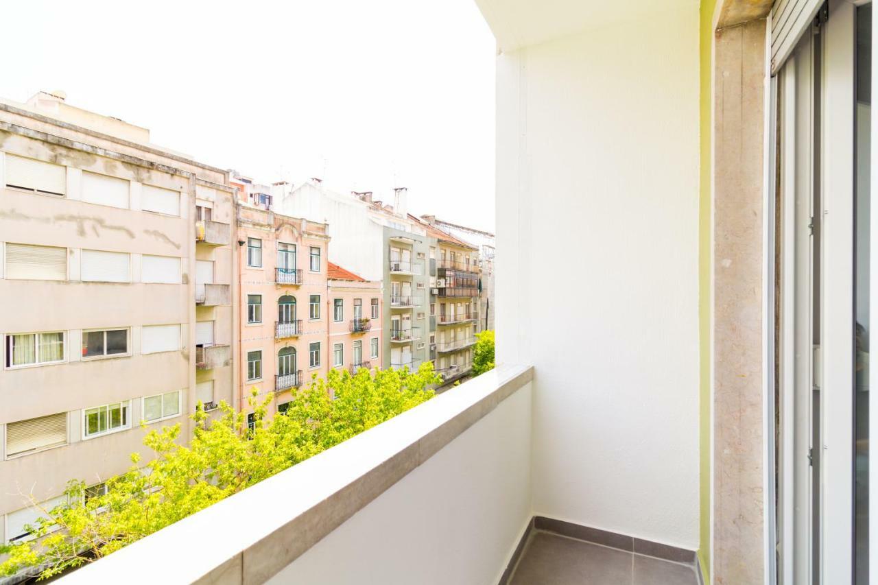 Avenidas Cozy Apartment Lisbon Bagian luar foto